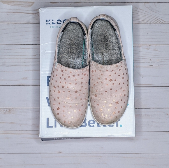 Klogs - Picture 2 of 8